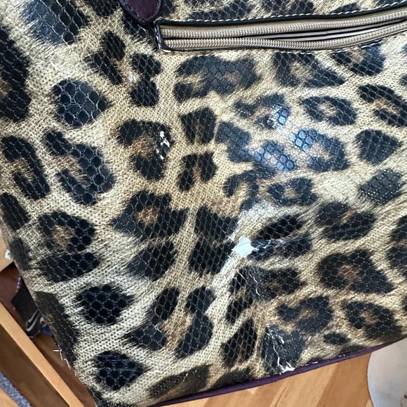 Leopard Maroon Tote - Picture 10 of 12